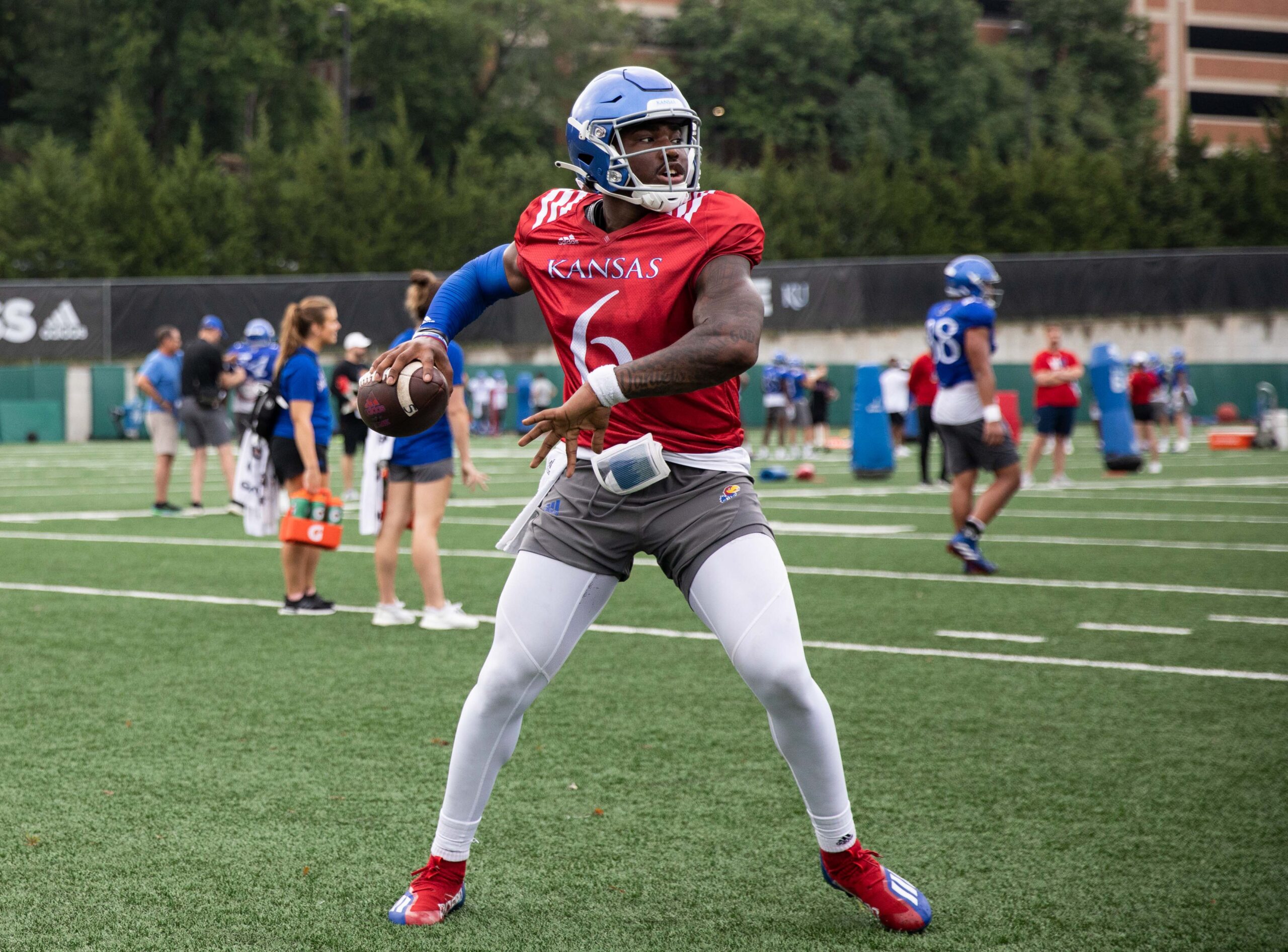 Kansas begins answering biggest questions in first week of football